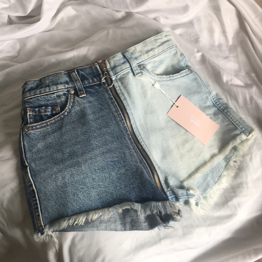 NWT Revice zipper shorts